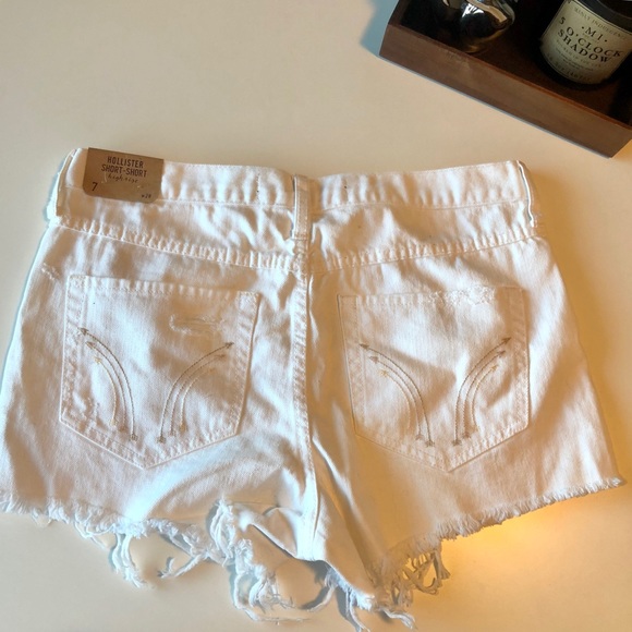 Hollister Pants - Hollister High Rise Shorts